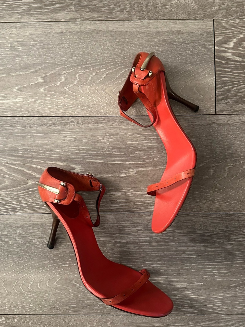 Gucci -Red Leather Ankle-Strap Sandals - Picture 9 of 10